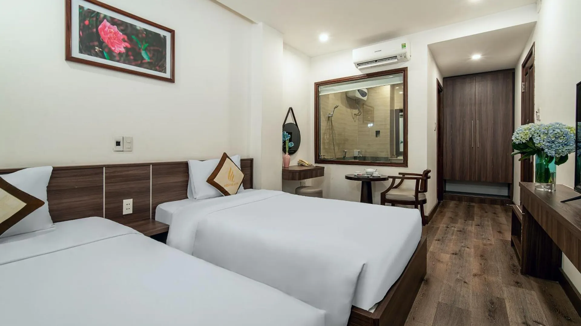 Hoang Linh Riverside Hotel Danang  Da Nang